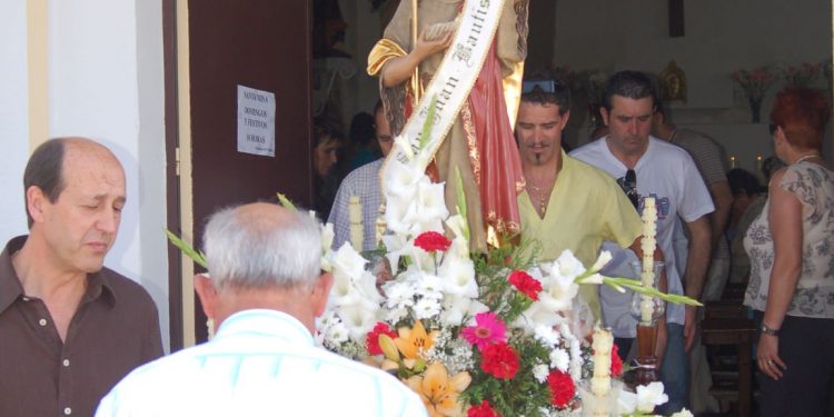 San Juan en Colliguilla, entre procesión y caridad del año 2008
