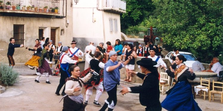 Tejadillos y la Virgen del Carmen hace 22 años