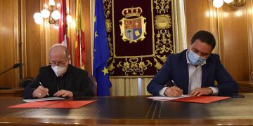 La Diputación de Cuenca y el Obispado renuevan el convenio dotado con 700.000 euros que llegará a 18 municipios