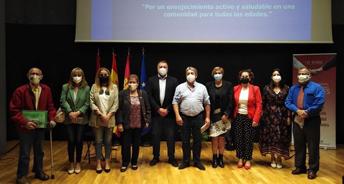 El acto por el Día de las Personas Mayores en Cuenca pone en valor las “lecciones de vida” de este colectivo El acto por el Día de las Personas Mayores en Cuenca pone en valor las “lecciones de vida” de este colectivo