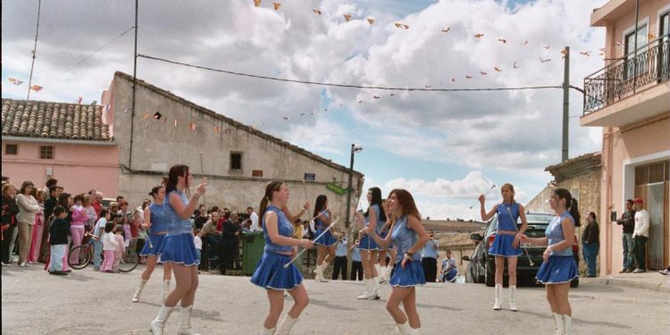 Año 2004. Los melgoseros rondaron a la Virgen del Pilar en vísperas