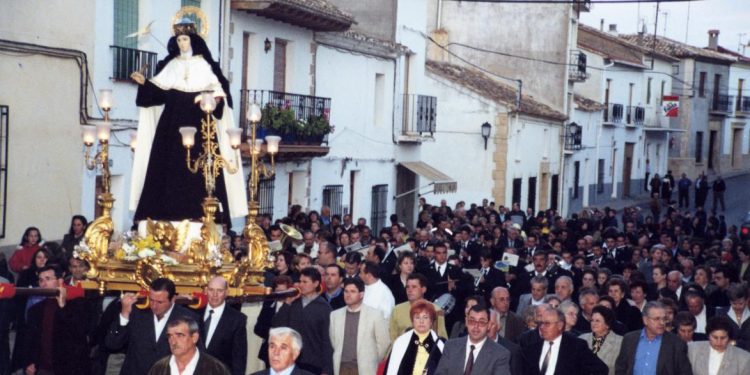 Año 2000: Villanueva de la Jara con su vecina ilustre, Santa Teresa de Jesús