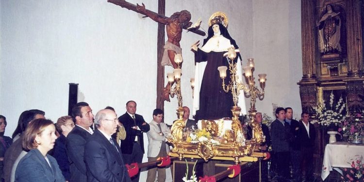 Año 2000: Villanueva de la Jara con su vecina ilustre, Santa Teresa de Jesús