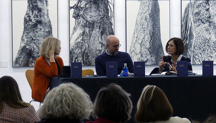 La Fundación Antonio Pérez acoge la presentación del libro Inesperadas una antología de poetas de Paula Carbonell