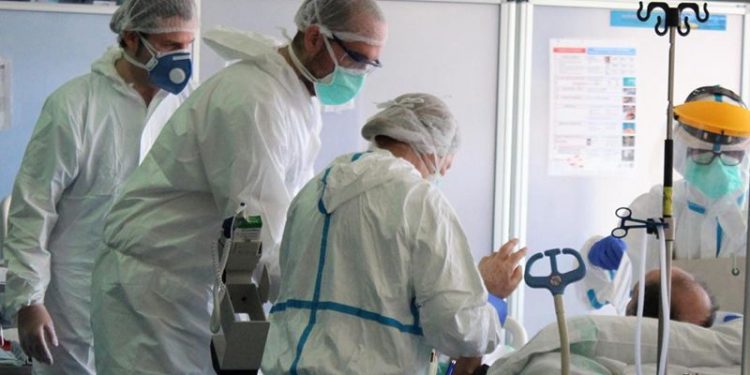Miércoles 12 de enero: Cuenca suma 550 casos más y ya tiene 50 ingresados por la pandemia
