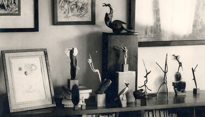 Una muestra en el Museo de Arte Abstracto de Cuenca actualiza la figura del escultor Ángel Ferrant