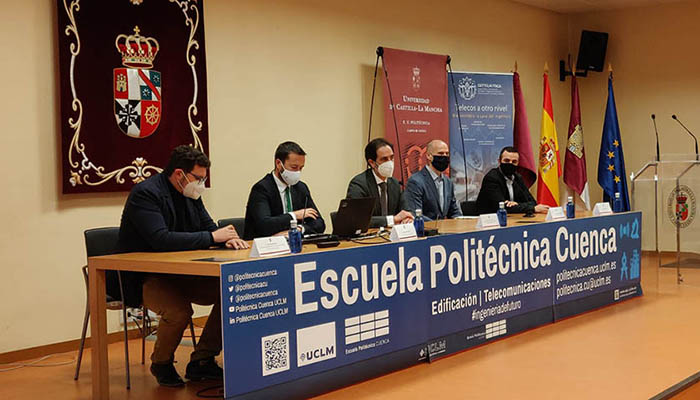 Expertos debaten en la Escuela Politécnica del Campus de Cuenca las oportunidades vinculadas a la transformación digital