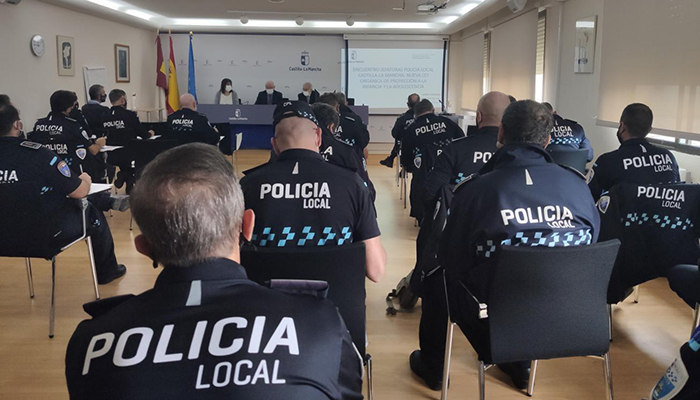 La Policía Local de la región se forma en la nueva Ley de Protección Integral a la Infancia y Adolescencia frente a la Violencia