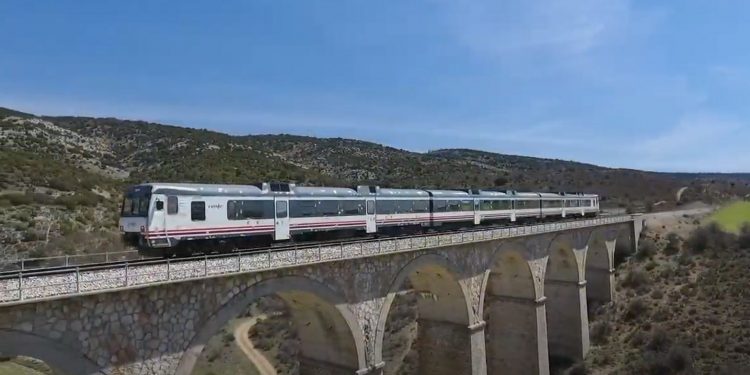 La Plataforma en Defensa del Ferrocarril Público y Social de Cuenca presentará el sábado su alternativa al Plan XCuenca La Plataforma en Defensa del Ferrocarril Público y Social de Cuenca presentará el sábado su alternativa al Plan XCuenca