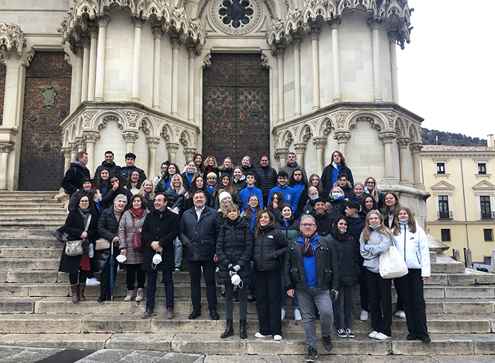 Alumnos y profesores de Suecia visitan el IES Alfonso VIII y son recibidos en el Ayuntamiento de Cuenca