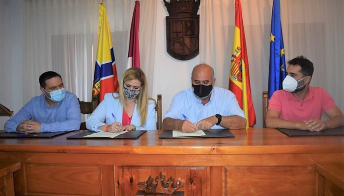 El Gobierno regional y el Ayuntamiento de San Lorenzo de La Parrilla acometen la sustitución de todas las luminarias de la localidad