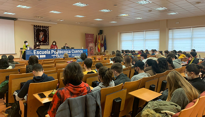 La Facultad de Comunicación de Cuenca reivindica las voces feministas en la comunicación y la cultura