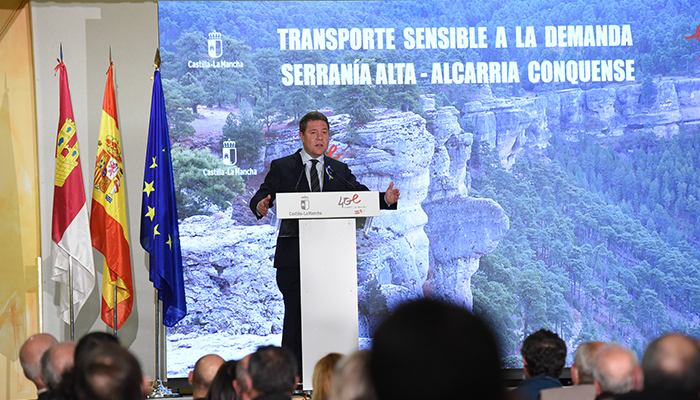 Page sobre el Servicio de Transporte Sensible a la Demanda de la Serranía Alta-Alcarria No hablamos de rentabilidad, hablamos de servicio público, y además es rentable”