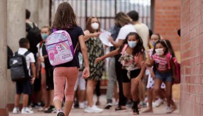 CSIF exige que las mascarillas sigan siendo obligatorias en todo el entorno escolar