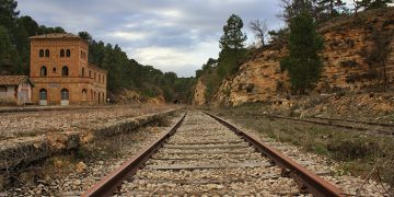 ADIF solicita al Ministerio la clausura del tren convencional Tarancón-Utiel por no ser rentable
