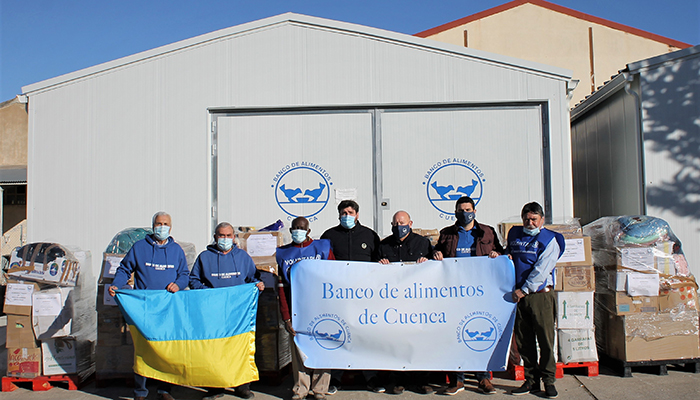 Voluntarios del Banco de Alimentos de Cuenca, solidarios con el pueblo ucraniano