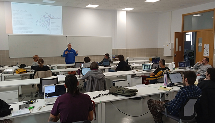 CEOE-Cepyme Cuenca muestra a los participantes de UFIL el modo de desarrollar páginas web