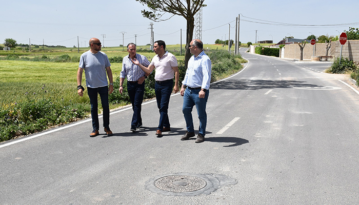 La Diputación de Cuenca invierte 140.927 euros en mejorar la seguridad vial de Torrubia del Campo con el arreglo del camino del Pozo Ortin