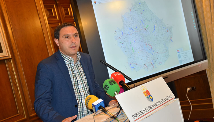 La Diputación de Cuenca va a invertir esta legislatura más de 20 millones de euros en rehabilitar 200 kilómetros de carreteras