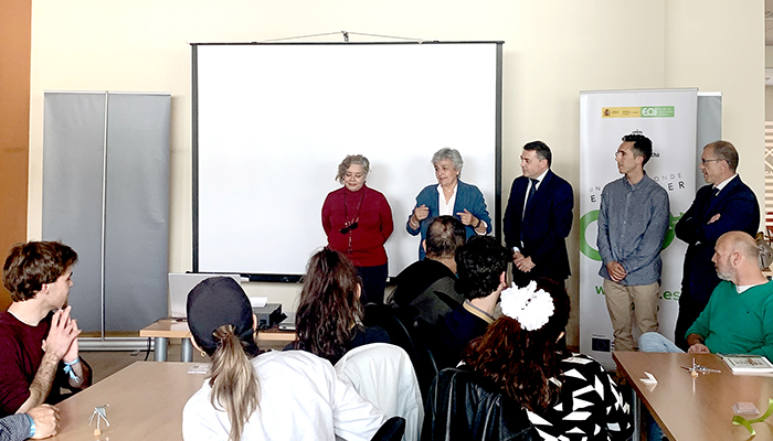 La subdelegada del Gobierno visita el Taller de Coworking EOI-JCCM en Cuenca