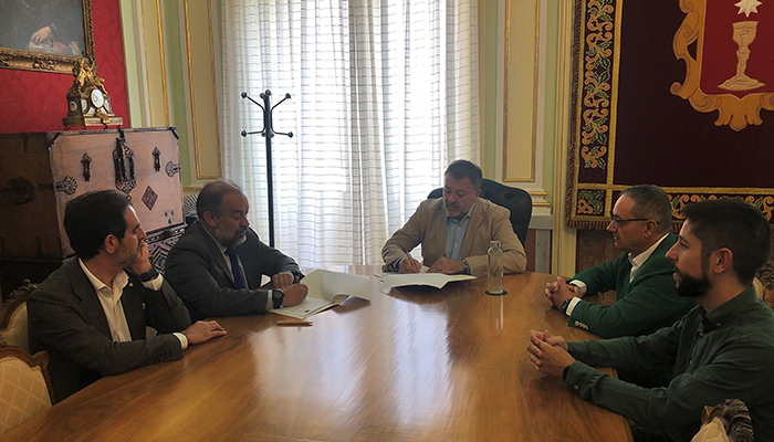 Ayuntamiento de Cuenca y UCLM rubrican el nuevo acuerdo para el Aula de Compra Pública Responsable y Sostenible