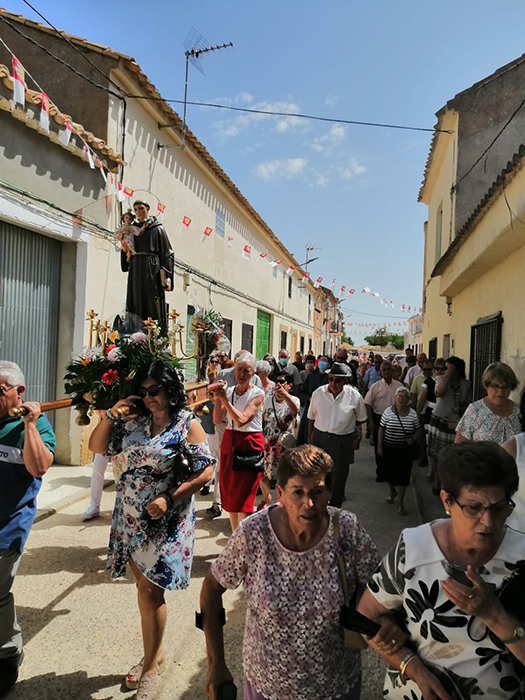Más de 700 personas participan en las fiestas patronales de Casas del Olmo