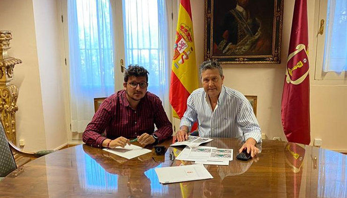 Apac y el Ayuntamiento de Cuenca estudian aspectos para la mejora de la actividad del sector y de la seguridad vial