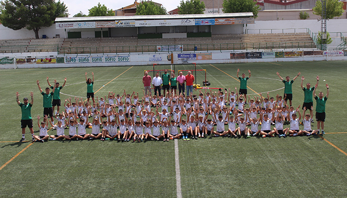 Más de 100 niños y niñas participan en el I Campus FFCM-Diputación de Cuenca en Quintanar del Rey