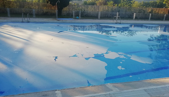 Huete tiene que cerrar la piscina municipal en plena ola de calor por un acto vandálico