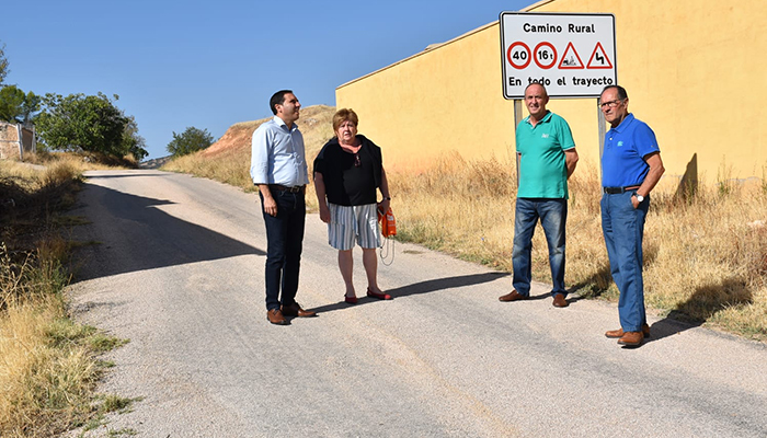 La Diputación de Cuenca está invirtiendo casi 20 millones de euros en mejorar los caminos vecinales de la provincia