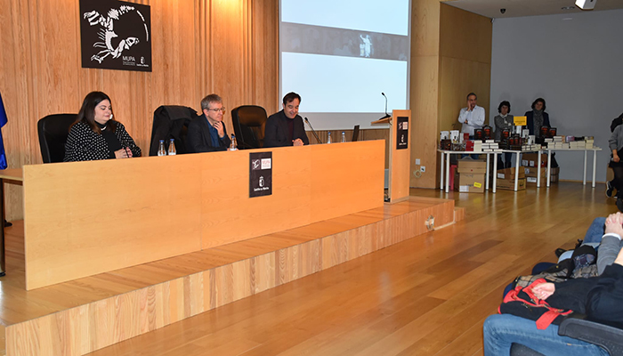 Santiago Posteguillo llenó el MUPA con la presentación de ‘Roma soy yo’ gracias al programa Los libros viajan por la provincia