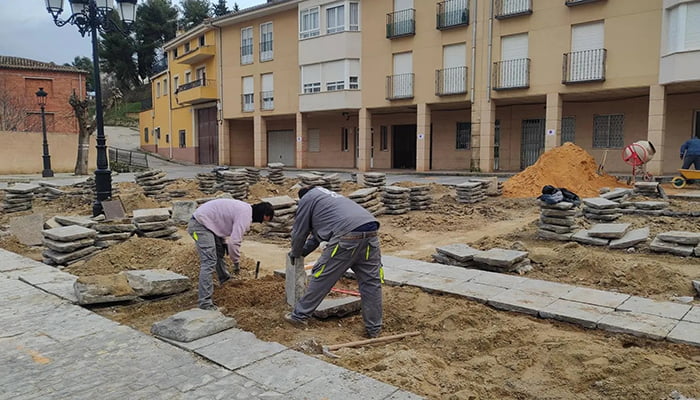 Gran volumen de obras urbanas en ejecución en Huete y pedanías con cerca de 400.000 euros en 12 contratos
