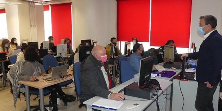 FPEmpleoCLM informa de más de 100 cursos organizados por el departamento de formación de CEOE-Cepyme Cuenca FPEmpleoCLM informa de más de 100 cursos organizados por el departamento de formación de CEOE-Cepyme Cuenca