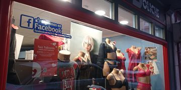 Más de treinta establecimientos de la Asociación del Comercio de Cuenca se suman a la campaña por San Valentín