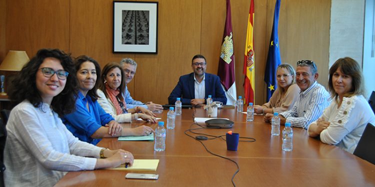 ACEI C-LM reclama al viceconsejero de Educación que cuenten con los centros privados de educación infantil de Castilla-La Mancha ACEI C-LM reclama al viceconsejero de Educación que cuenten con los centros privados de educación infantil de Castilla-La Mancha