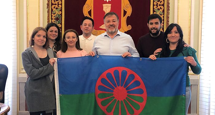 El Ayuntamiento de Cuenca se une a la conmemoración del Día Internacional del Pueblo Gitano