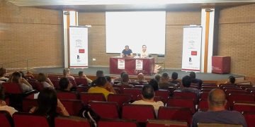 Los trabajadores de Incarlopsa celebran asambleas por los procesos electorales y nueva movilización contra el despido de una compañera