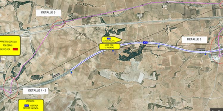 Afectación al tráfico en la autovía A-3 por obras de rehabilitación del firme en Fuenterrobles y Caudete de las Fuentes Afectación al tráfico en la autovía A-3 por obras de rehabilitación del firme en Fuenterrobles y Caudete de las Fuentes