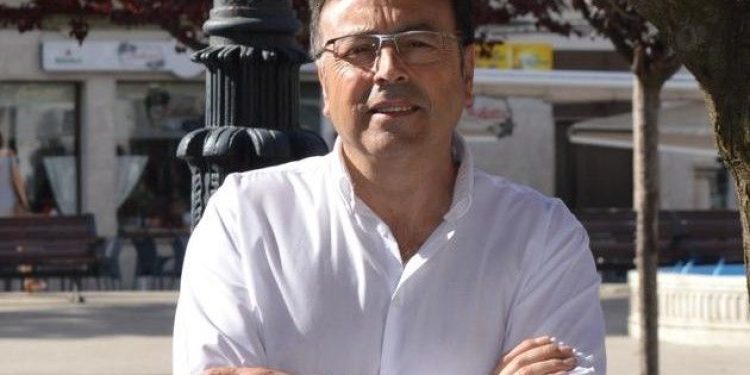 IU, que sigue muy enfadada por lo de Mota del Cuervo, califica de «patraña» las declaraciones de Sahuquillo
