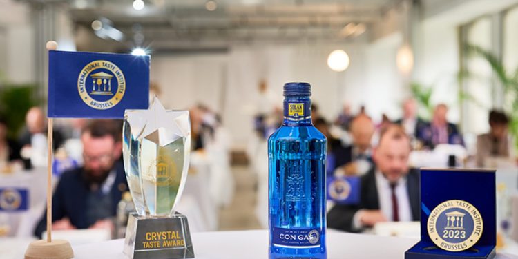 Solán de Cabras con y sin gas vuelven a ser premiadas internacionalmente por su sabor y calidad superior Solán de Cabras con y sin gas vuelven a ser premiadas internacionalmente por su sabor y calidad superior