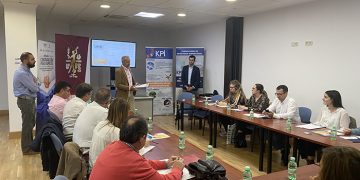 Una quincena de empresarios conquenses participan en la jornada sobre canal de denuncias y certificación ISO