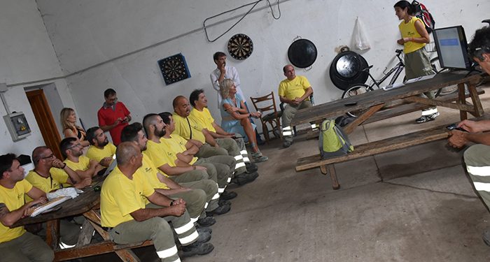 El Gobierno regional agradece a los trabajadores del Plan Infocam su labor en la prevención y extinción de incendios forestales como el de ayer en Castejón El Gobierno regional agradece a los trabajadores del Plan Infocam su labor en la prevención y extinción de incendios forestales como el de ayer en Castejón
