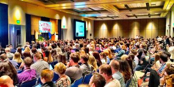 ¿Por qué los suelos de cargas duras son esenciales en un evento corporativo?