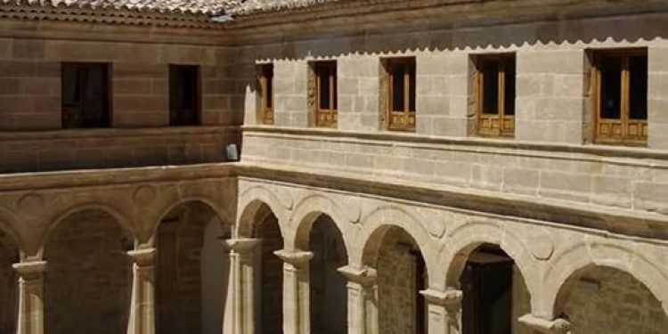 El Ayuntamiento de Huete solicita un proyecto de un millón de euros para mejorar el Convento de Jesús y María El Ayuntamiento de Huete solicita un proyecto de un millón de euros para mejorar el Convento de Jesús y María