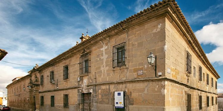 La Diputación de Cuenca y TRAGSA firman el acta de replanteo para retomar las obras del antiguo convento de los Jesuitas de Huete