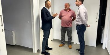 La Junta y el Ayuntamiento de Henarejos trasladarán el consultorio médico a un emplazamiento más accesible