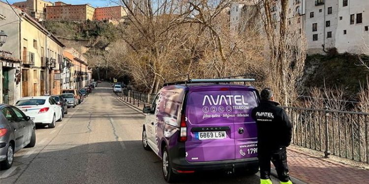 Avatel sigue ampliando su huella de fibra óptica a más de 35.000 hogares y empresas en Castilla la Mancha con el Plan UNICO Banda Ancha Avatel sigue ampliando su huella de fibra óptica a más de 35.000 hogares y empresas en Castilla la Mancha con el Plan UNICO Banda Ancha