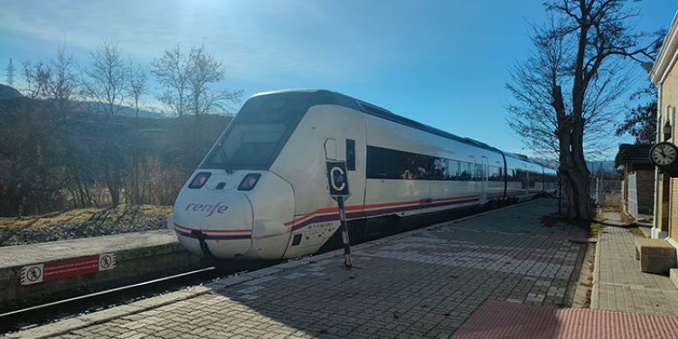 La Junta y el tren