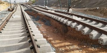 Adif suspende durante los próximos cuatro días el servicio en la línea de alta velocidad entre València y Madrid